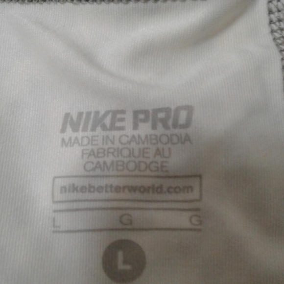 Nike Gym apparel bundle top and bottom - Picture 5 of 8